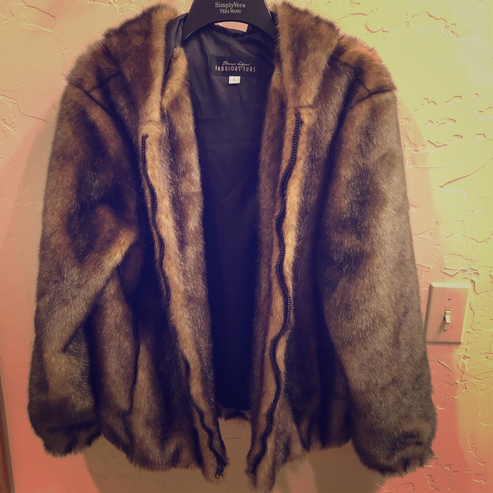 Donna Sayler’s Stunning Faux Fur Coat EUC Hooded